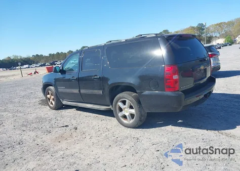 2014 Chevrolet Suburban C1500 Lt z USA, uszkodzony, nr VIN 1GNSCJE01ER102657
